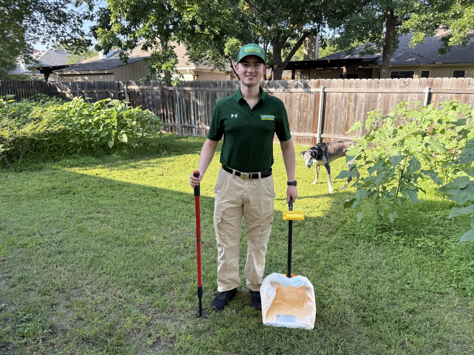 Minesweepers professional pest waste removal employee